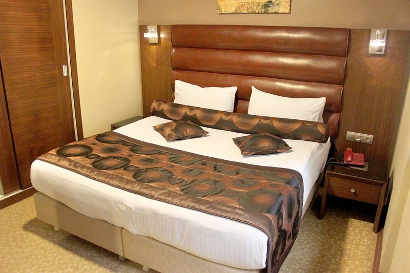 Marlight Boutique Hotel Izmir Exterior photo